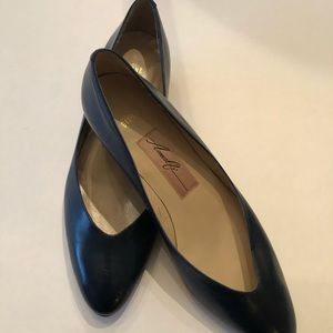 Amalfi leather heel.